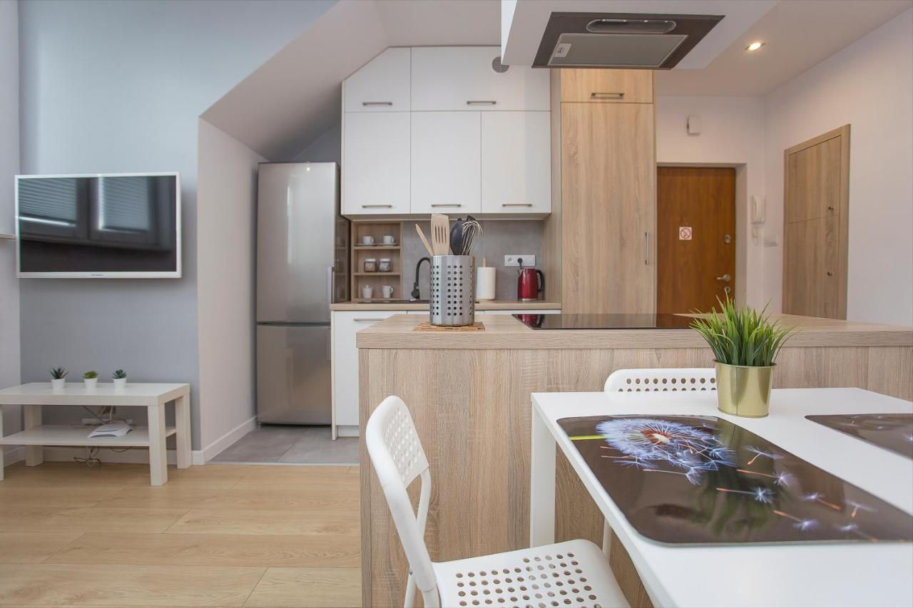 Urban Jungle Apartment In The City Center Białystok Exterior foto